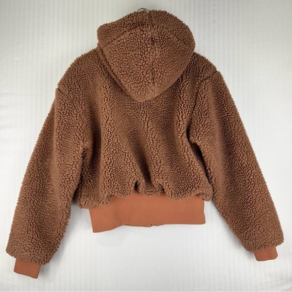 Fabletics Summit Tan Teddy Sherpa Hooded Jacket Women Size Small Cropped Fleece - Picture 2 of 7